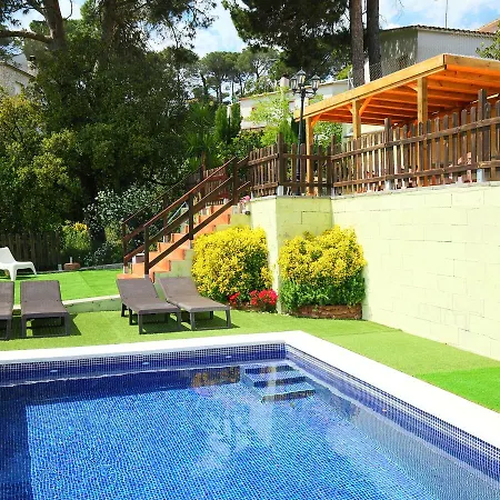 Holiday Home Alzina 度假居 *