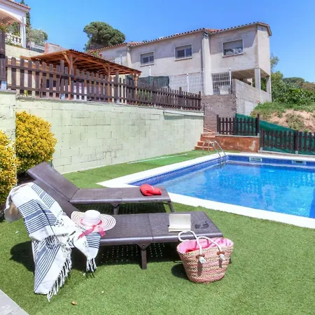 Holiday Home Alzina 滨海略雷特
