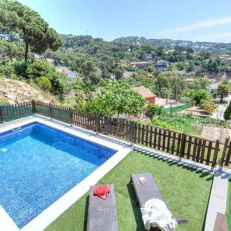 Holiday Home Alzina 度假居 *